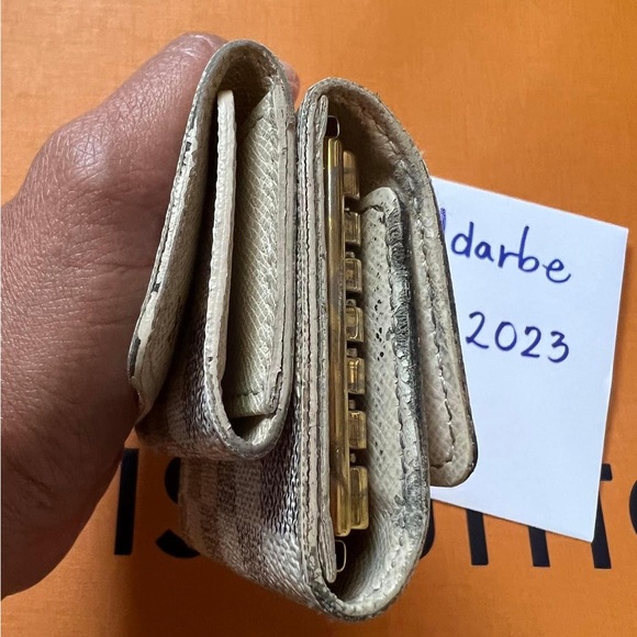 Key Holder - Picture 10 of 14